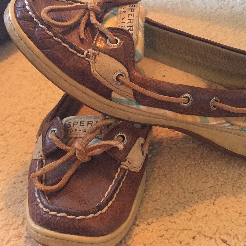 Sperry boat shoes